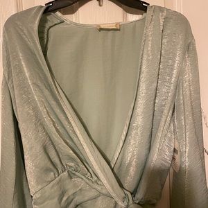 Altar’d state womens size medium sage green crop top.
